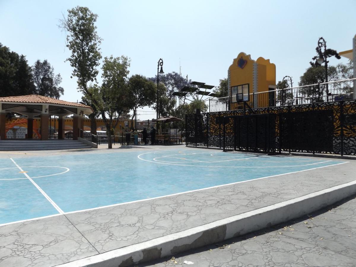 Tokali Hospedaje A 4 Min Del Aeropuerto Mexico By Eksteriør billede